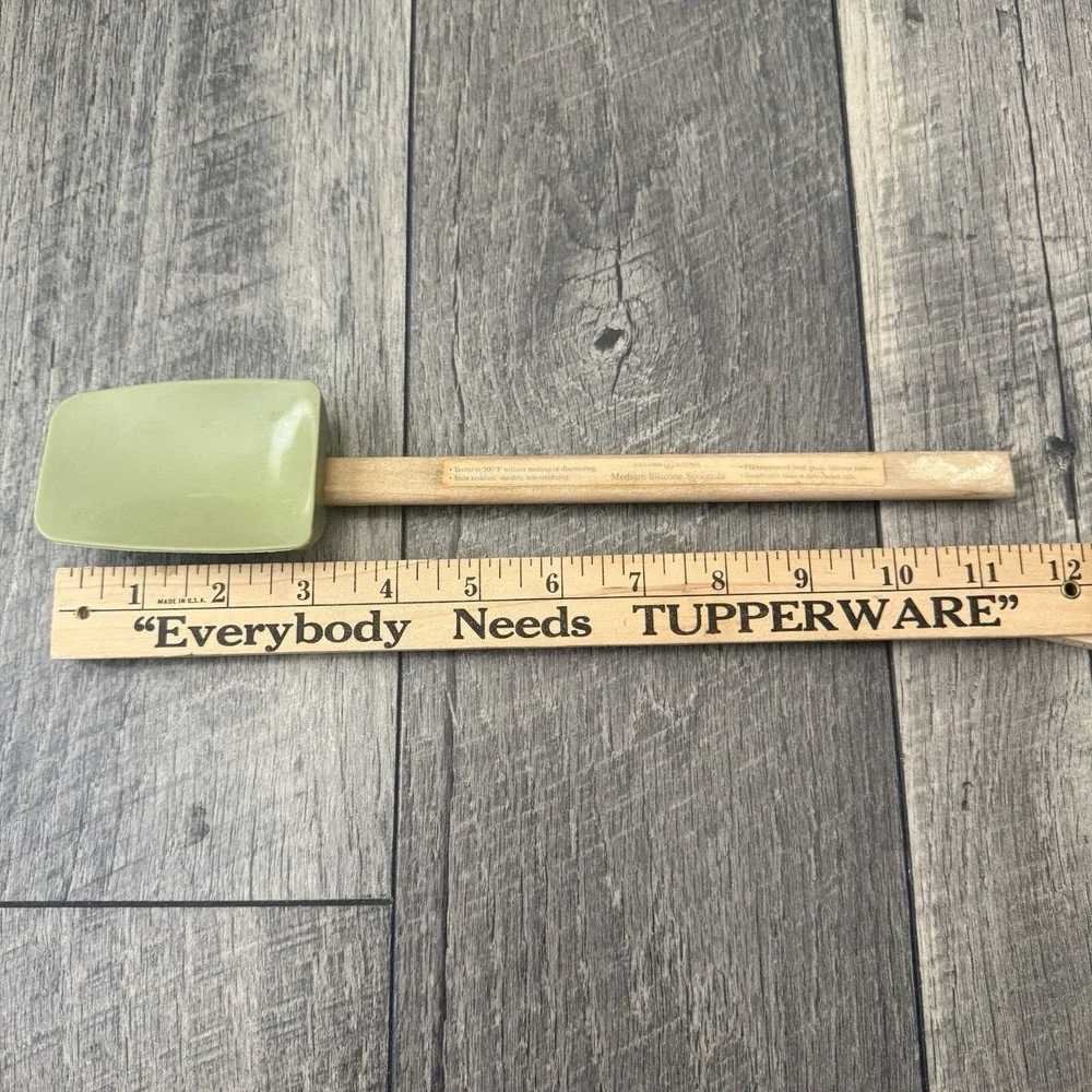 Vintage Williams Sonoma Silicon Cooking Spoonula Avocado Green w/Wood Handle 12